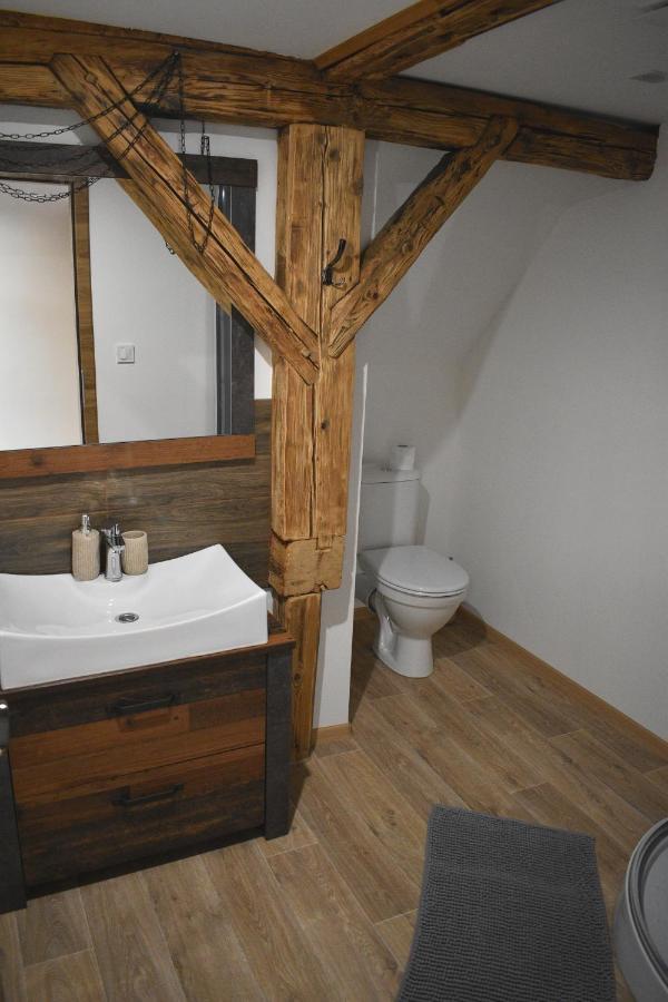 Apartman Ruzak Ruzova Buitenkant foto