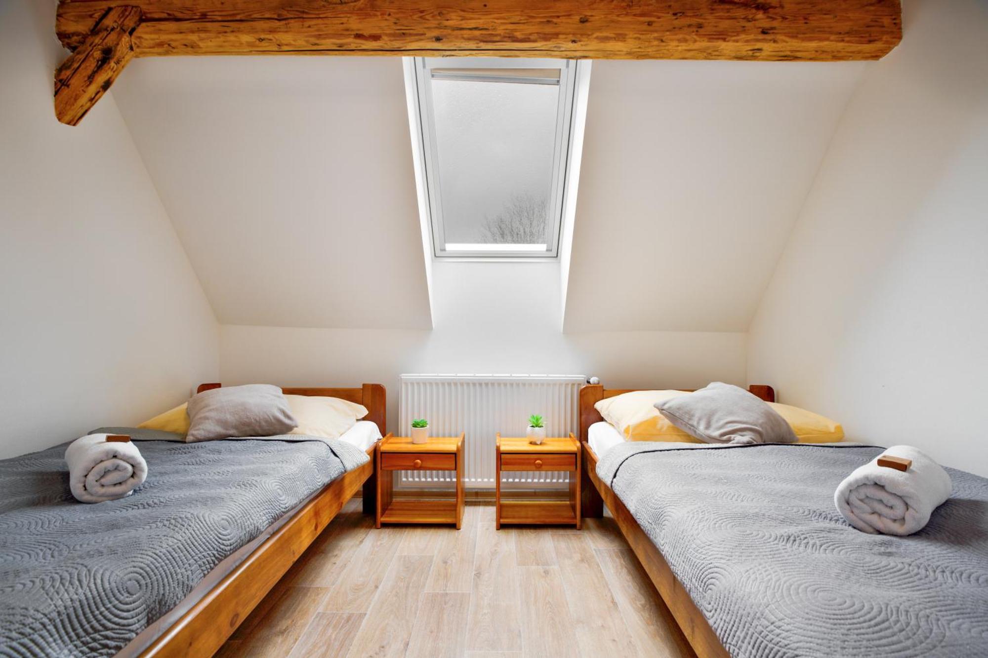 Apartman Ruzak Ruzova Buitenkant foto